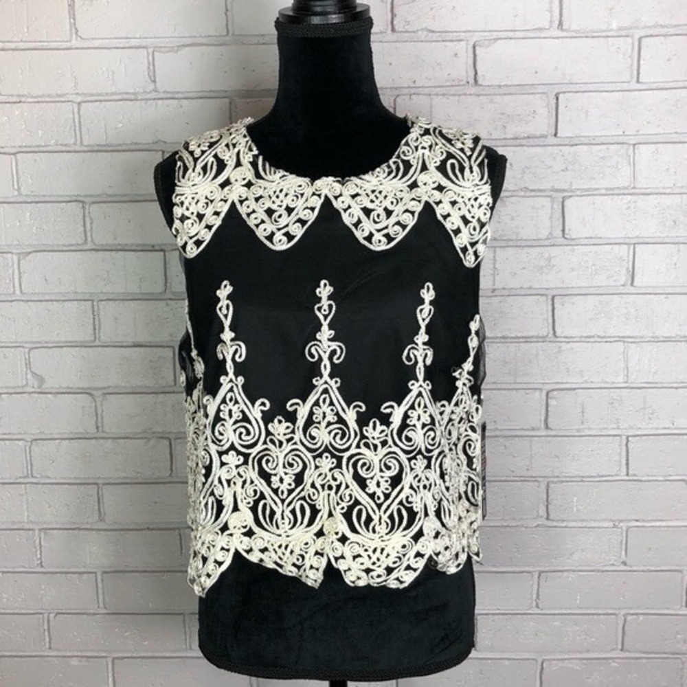 Design Lab Black White Soutache Embroidered Sleeveless Top Large